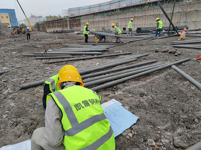 钟祥螺栓球网架结构
