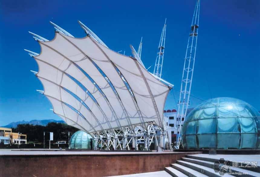 永城车棚膜结构网架
