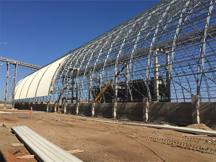 大兴安岭钢结构厂房
