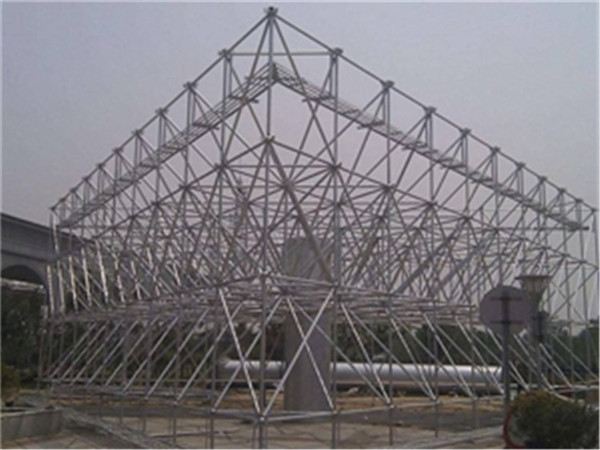 德兴青岛仓储物流网架加工厂家案例
